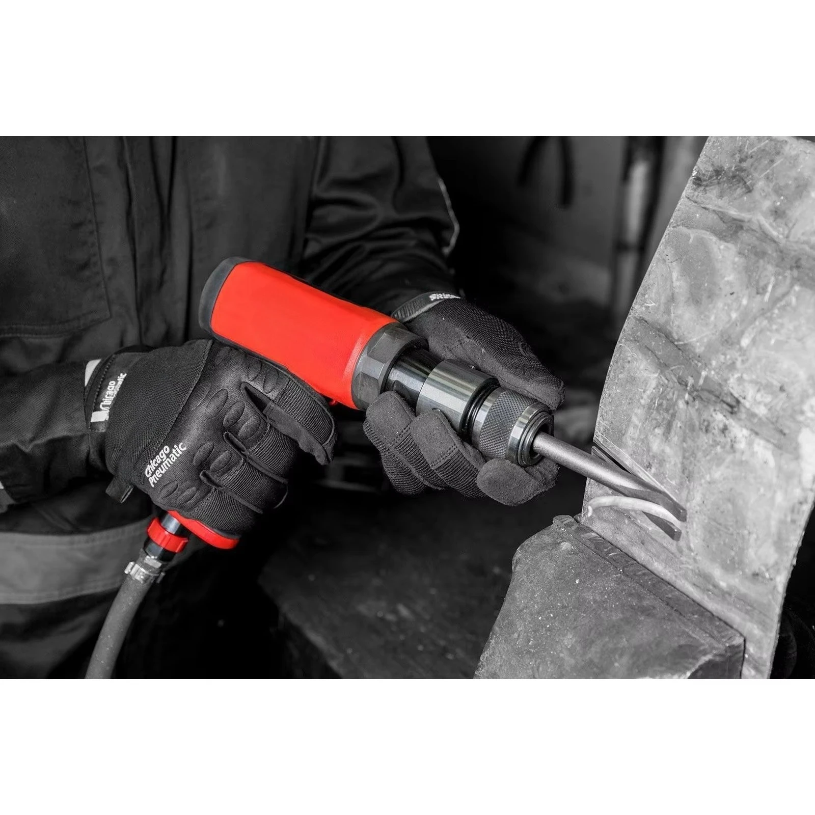 Chicago Pneumatic CP7160K pistol-grip air impact chisel kit 19Pc 250mm for auto chassis & engine timing repair with accessories.
