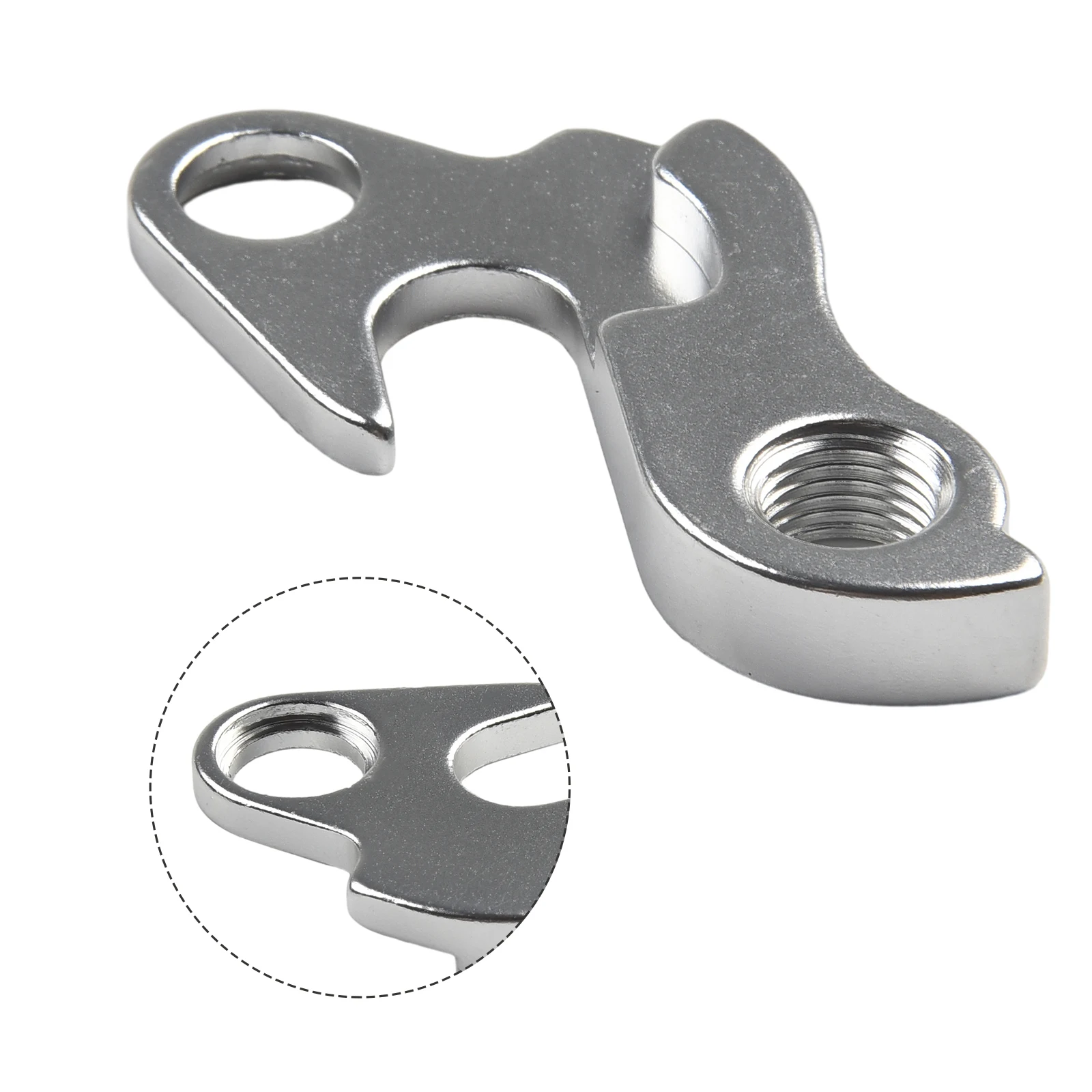 

Keep Your Bike in Optimal Condition with Bike Rear Derailleur Gear Mech Hanger 322175 for Trek 3500 Silver Color