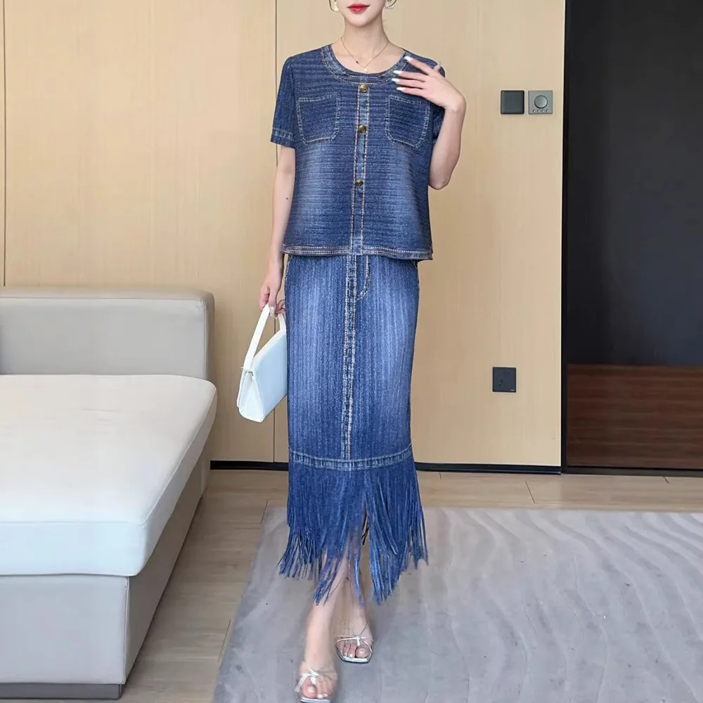 

Miyake Style Pleated Suit for Women 2025 New Denim Short-sleeved Round-neck Pullover Top + Tassel Skirt Two-piece Set