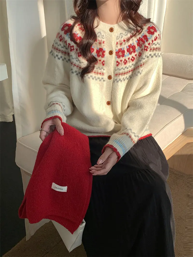 

Loose Fit round Ne ort Knitted Sweater Red Color New Year Theme Women's Outerwear Comfortable Soft Sle Casual Coat