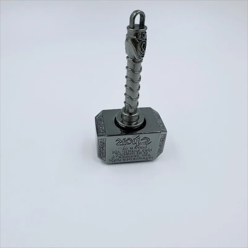 LLavero de Metal Fidget Spinner, diseño de martillo de latón Vintage, herramienta para aliviar el estrés, regalo elegante y adecuado para todas las edades, 1 ud.