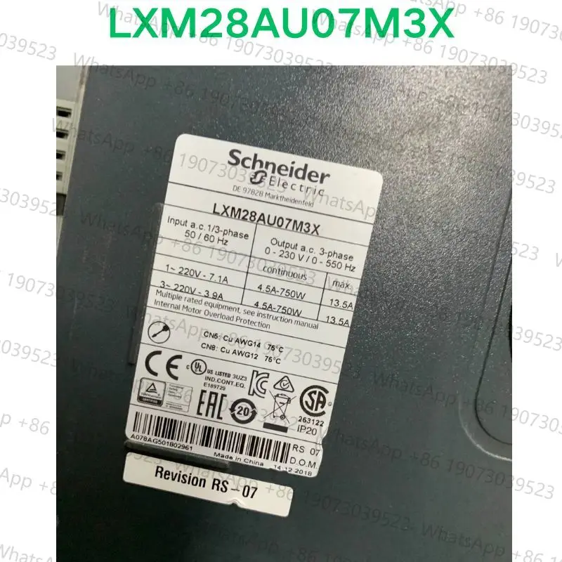 Test d'occasion OK LXM28AU07M3X servomoteur