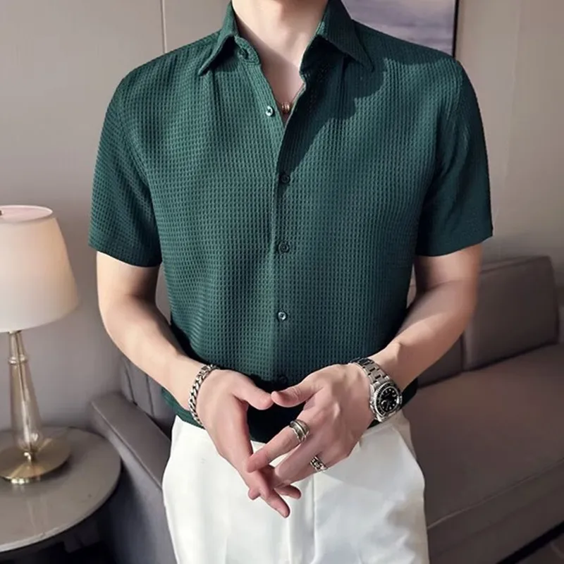 

Men's Casual ort Sve irt Large Collar Busin Sle Faion Urban Thin Fabric No Ironing Treaent Summer Season