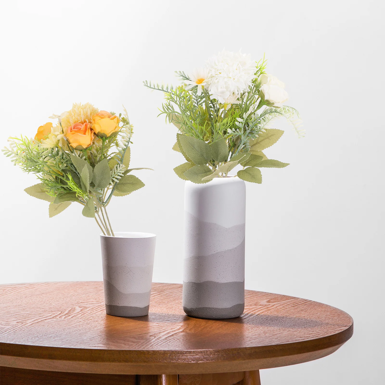 

4Pcs Fake Floral Bouquet Fade Resistant Shape Maintaining Decorative Use Artificial Flowers Simulation Flowers