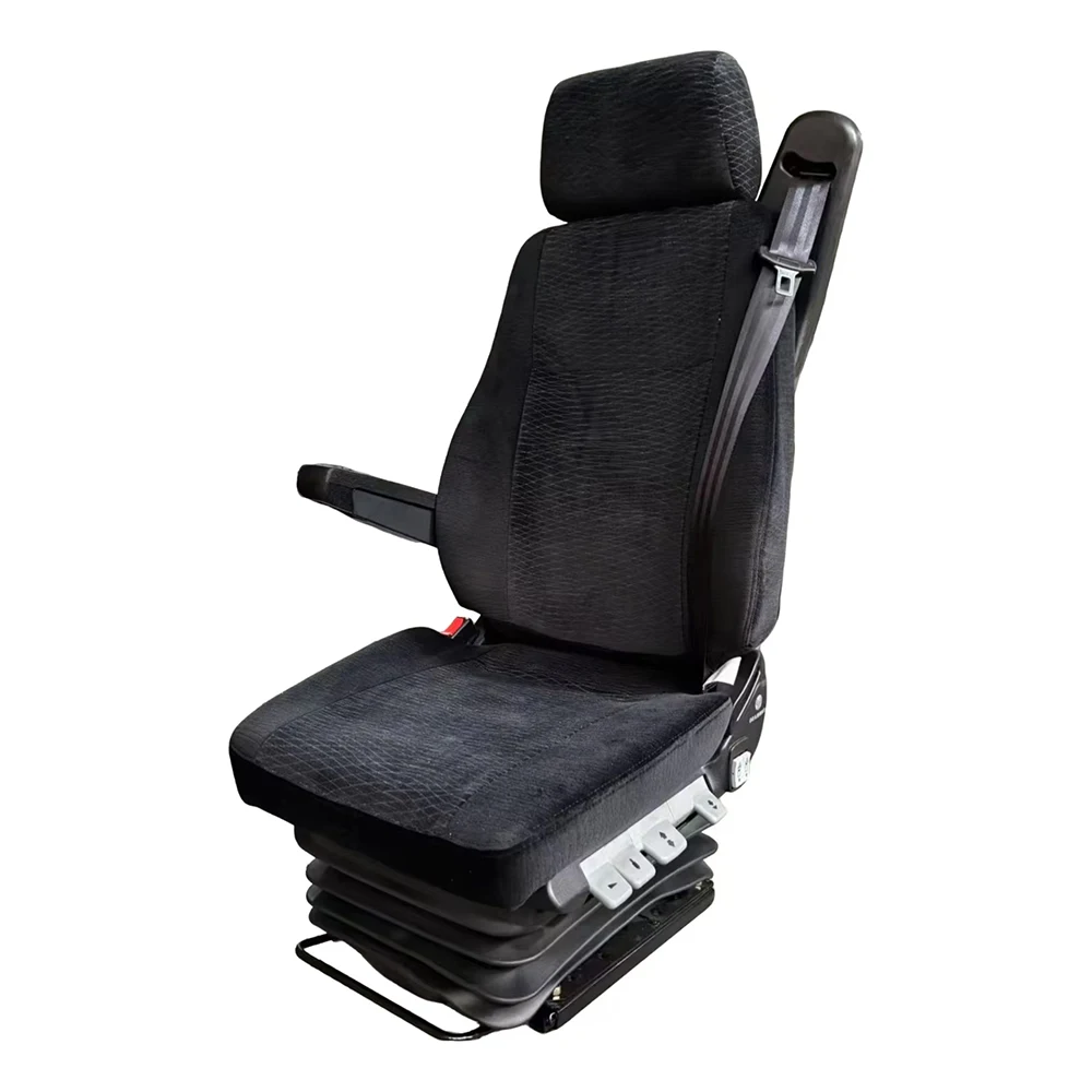 

Comfortable Universal Air Suspension Pneumatic Truck Seats Leather 3-Point Safety Semi Truck Seat