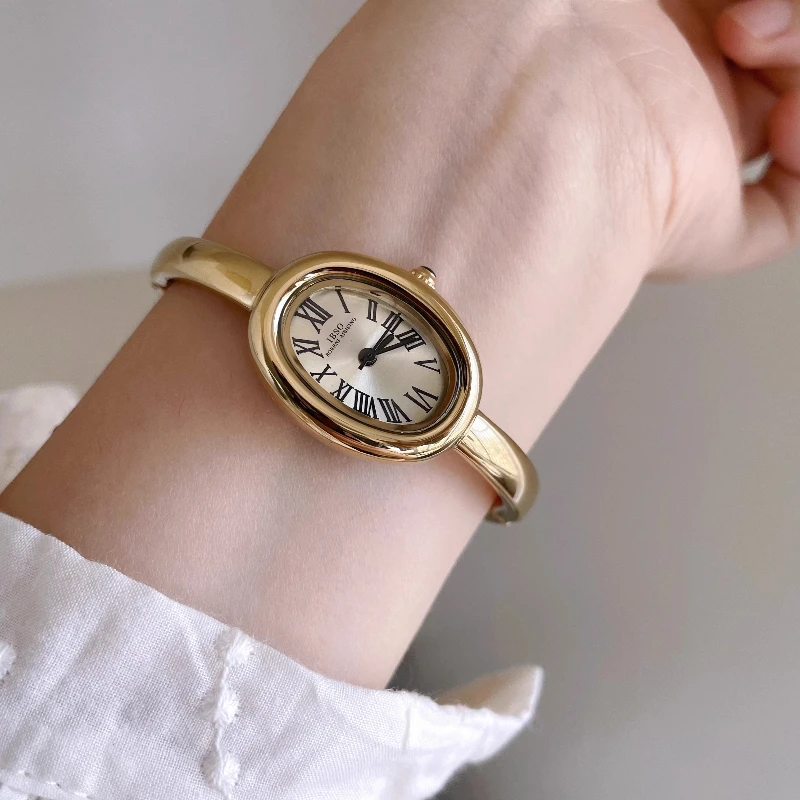 

2025 waterproof quartz watch birthday gift light luxury classic trend women's watch elegant and simple student