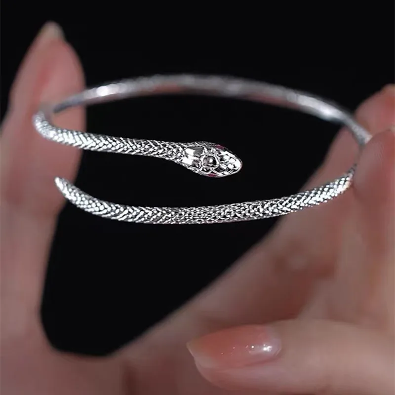 2022 nuovo braccialetto serpente color argento per le donne personalità moda semplice braccialetto regolabile gioielli da sposa regali di compleanno