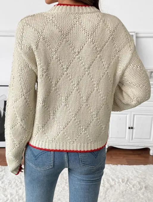 

2025 New Color Blocking Border with Small Fish Pattern Round Neck Pullover Knitted Sweater Women In Autumn and Winter of 2025