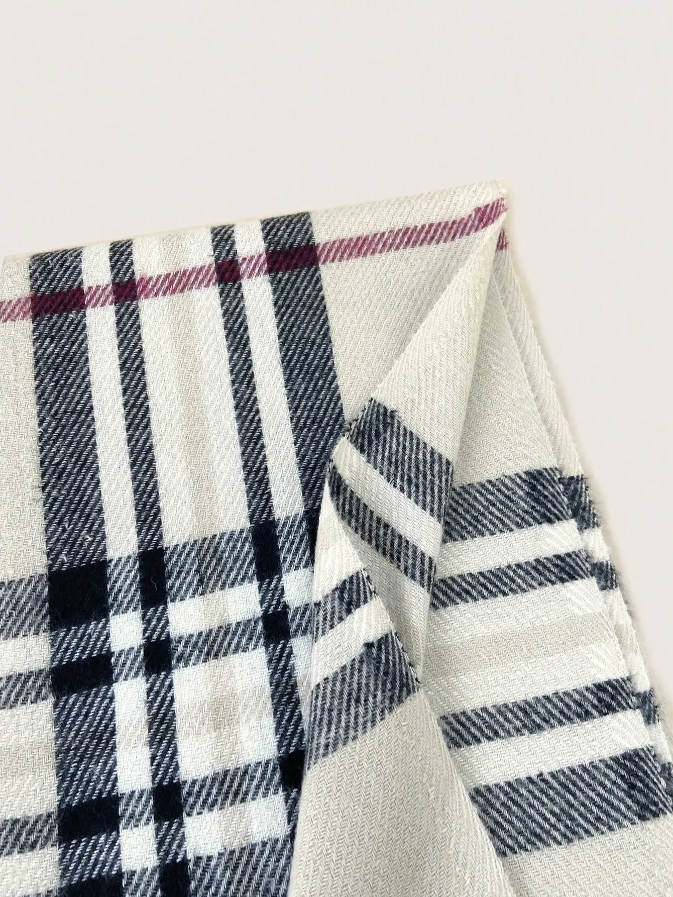 1pc feminino bege xadrez borla cachecol, moda elegante xale de caxemira falsa, à prova de vento e quente para ao ar livre, outono/inverno para vestido