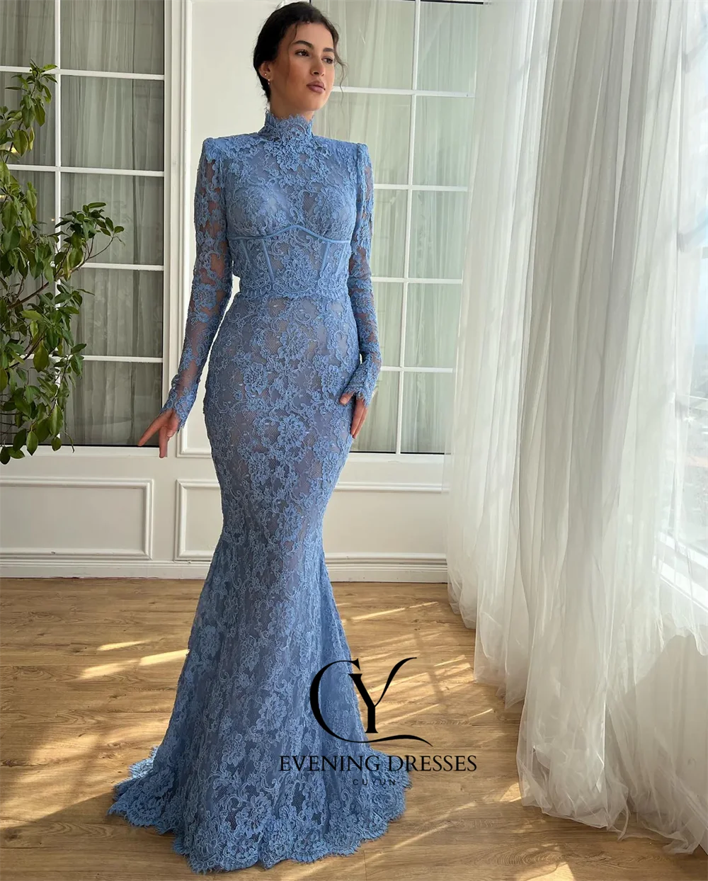 فستان سهرة CUYUN فاخر مخصص باللون الأزرق برقبة عالية وأكمام طويلة مزين بالدانتيل طويل حورية البحر فستان حفلات رسمي للحفلات