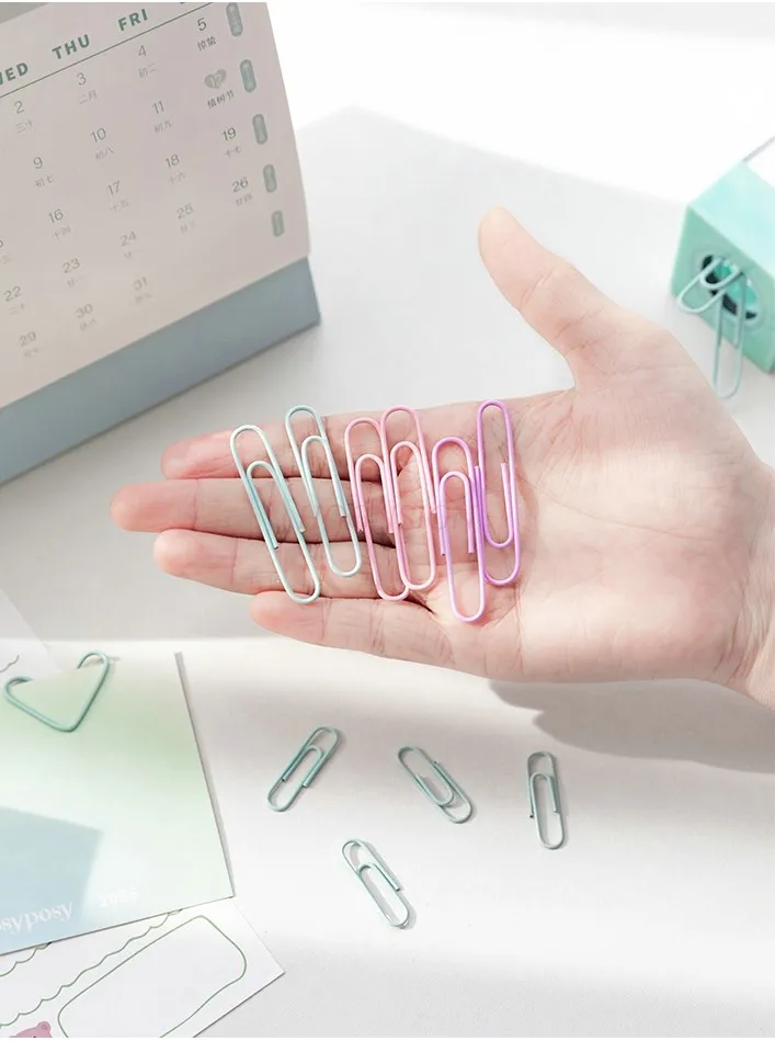 20pcs Macaron Magnetic Paper Clips Storage Bucket Office Stationery Storage Convenient Paper Clips