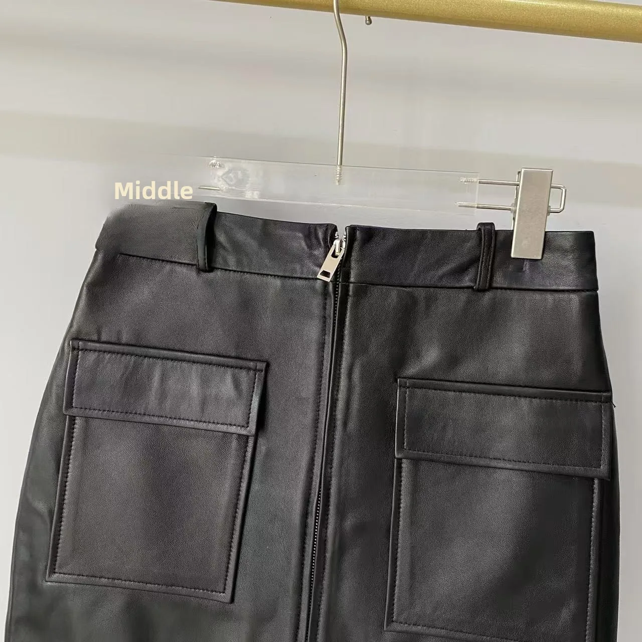 تنورة نسائية متوسطة الطول من جلد eepskin تنورة جلدية لجميع المواسم للتنقل Sle منتصف الطول وصل حديثًا للخريف