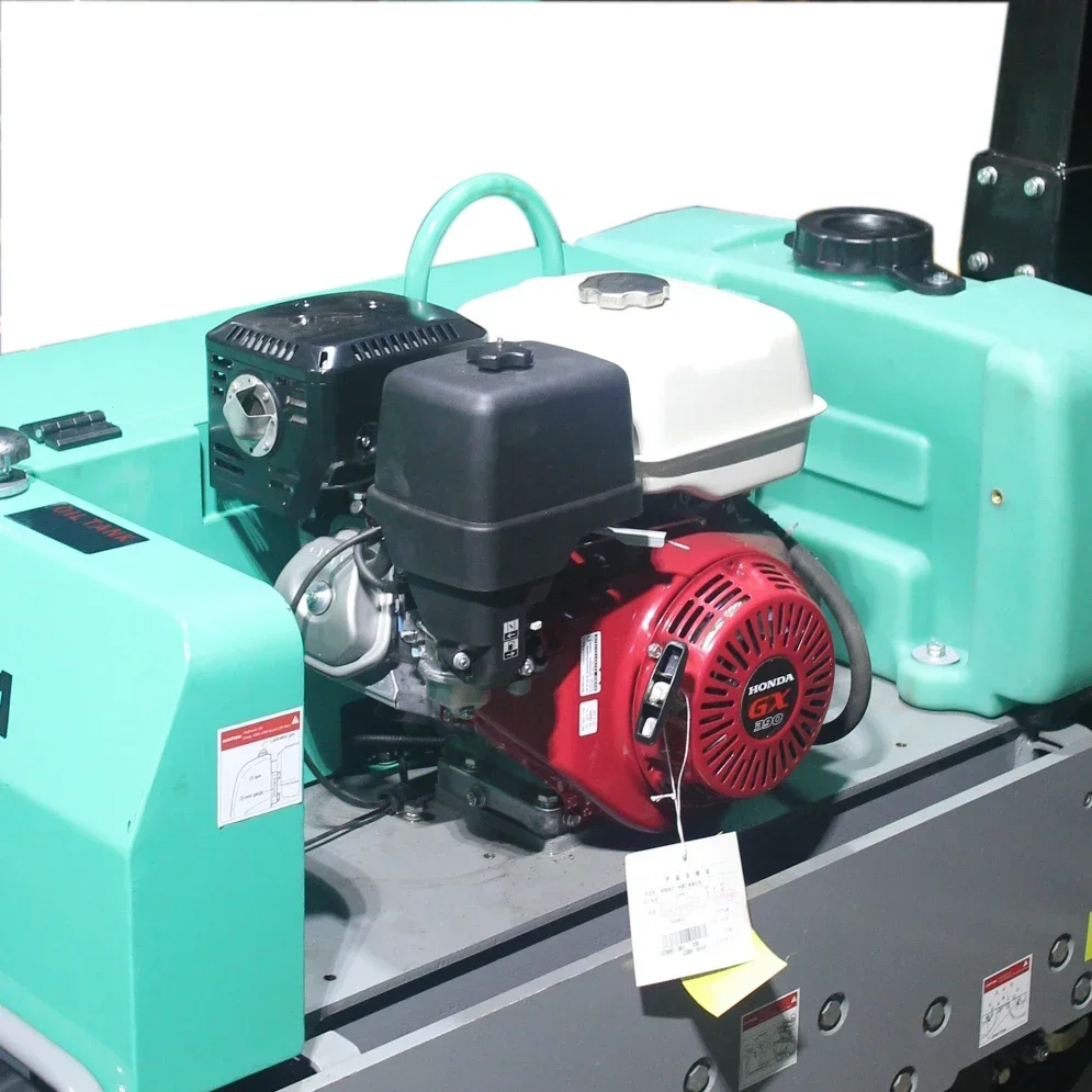 Rullo da strada CE 600KG Mini rullo da strada vibrante diesel CompactorVENDITE CALDE