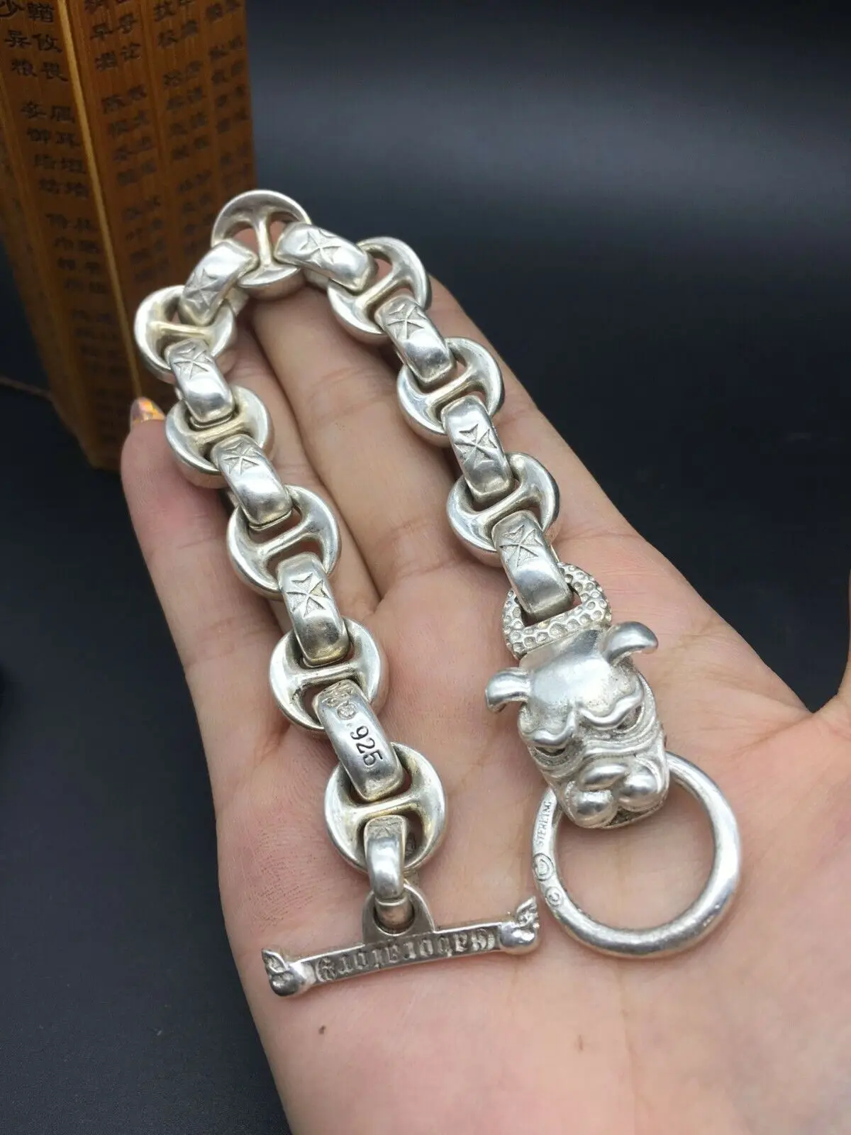 

Asian chinese old miao silver hand cast statue bracelet jewel cool gift