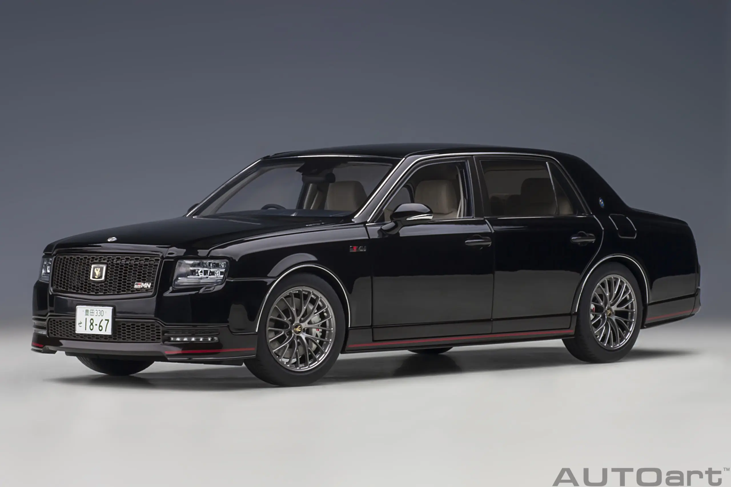 New AUTOart 1:18 Toyota Century GRMN (Black/Pearl White) Alloy Car Model Premium Collectible Boy Gift, Ship Now