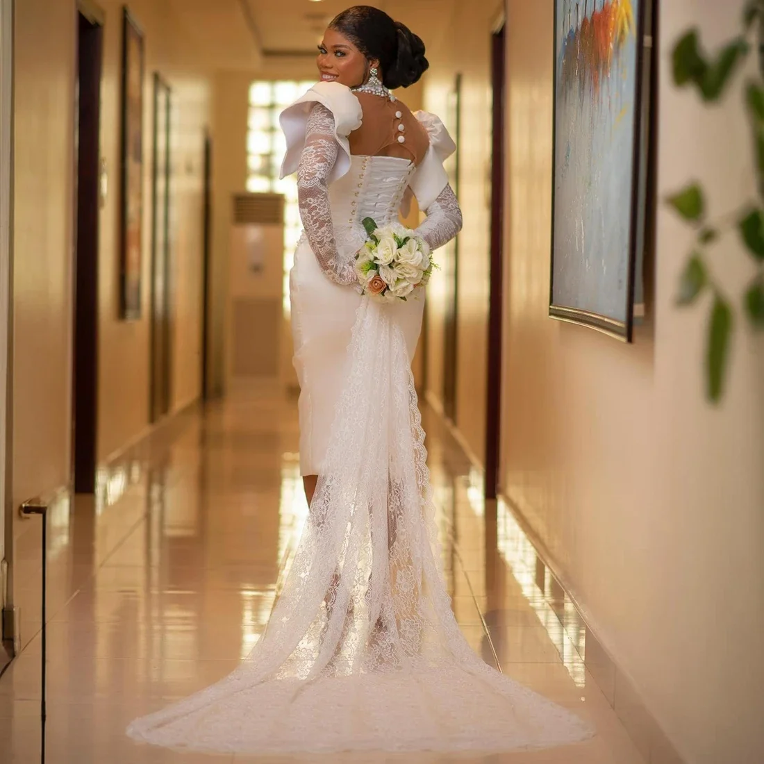 Maßgeschneidertes glitzerndes Perlen-Hochzeitskleid mit hohem Kragen für die Braut Robe De Mariée, Meerjungfrau-Spitze, volle Ärmel, Brautkleid