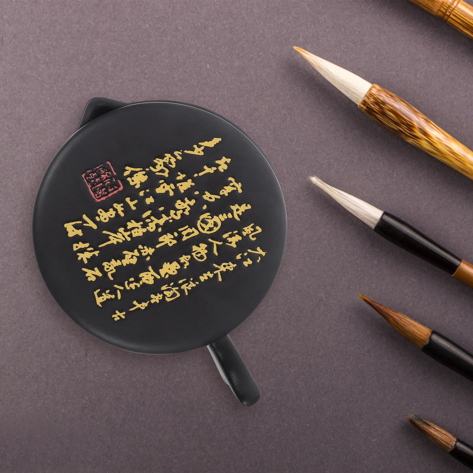 

Inkstone with Cover Durable Mini Ceramic Ink Grinding Stone Practical Traditional Calligraphy Painting Writing Accessory