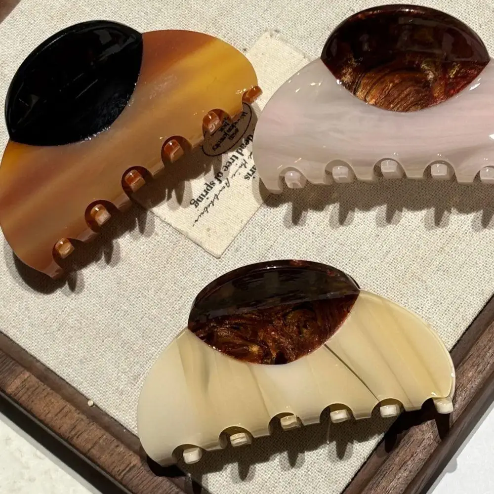 

1pc Thick Korean Ins High Ponytail Grip Clip Girl Spliced Acetic Acid Shark Clip Claw Clip For Women Back Of The Head Half Clip