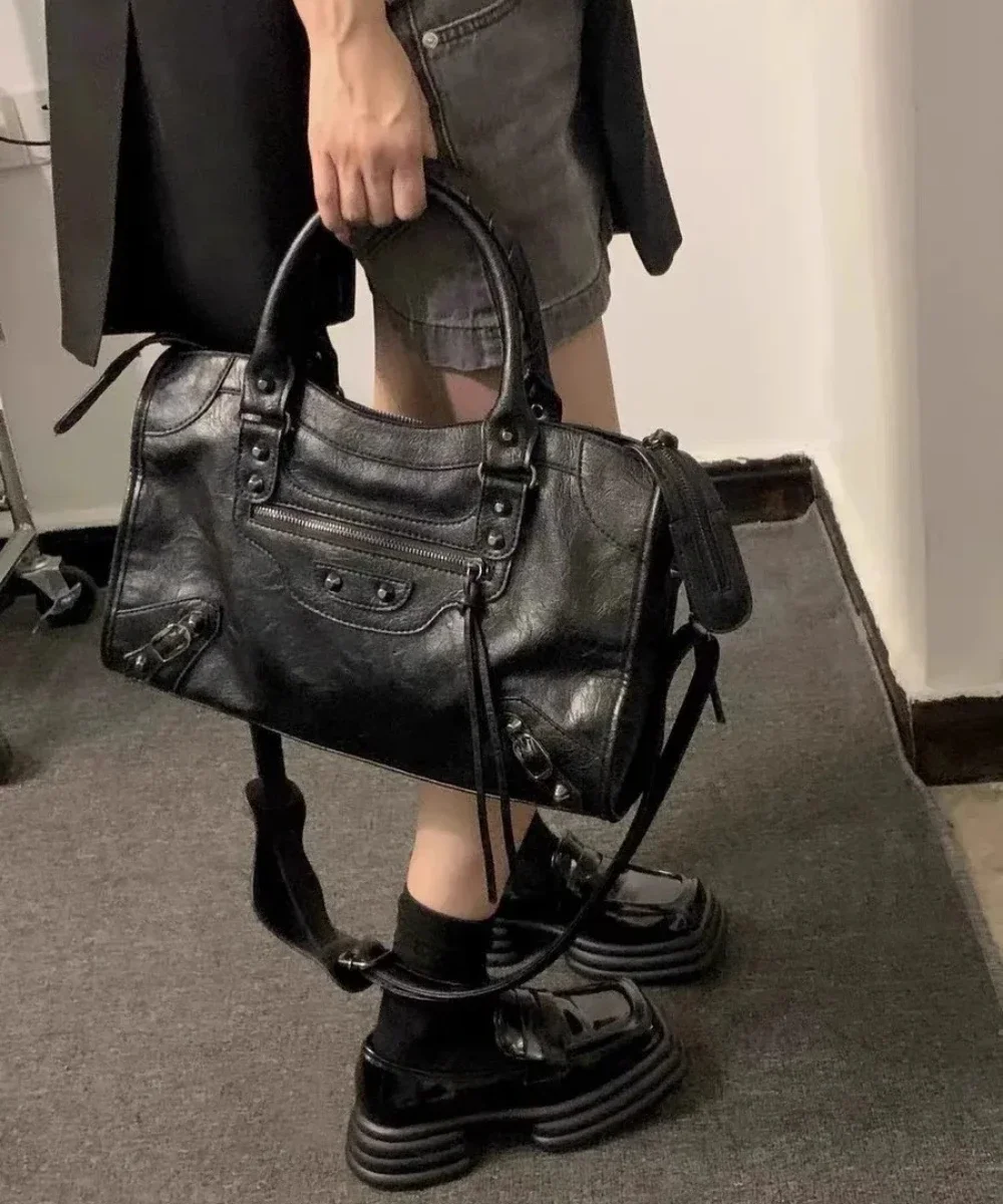 Rivet Motorcycle Bag High-end Large Capacity Shoulder Bag Textured Leather Crossbody Bag Fashionable Casual Women's Handbag