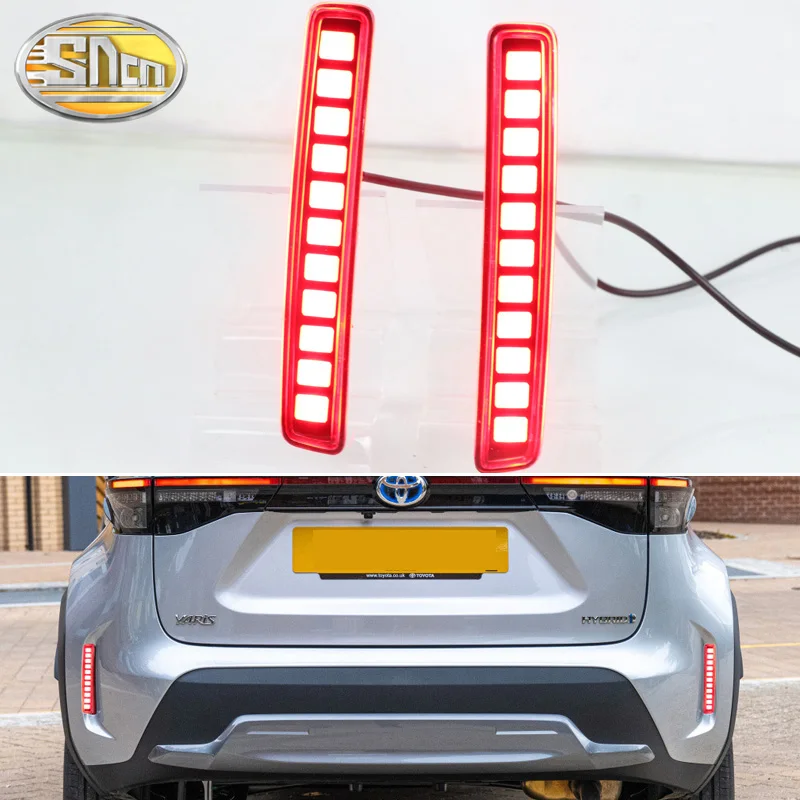 For Toyota Yaris Cross 2020 - 2022 3-in-1 Functions 12V LED Bumper Light Rear Fog Lamp Brake Light Dynamic Turn Signal Reflector