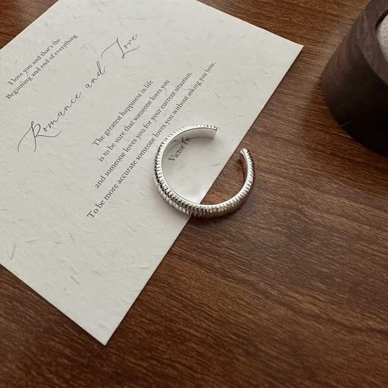 

S925 Sterling Silver Korean Fashion Ring Unique Texture Niche Design 18K Trendy Simple Personality Engagement Gift Party
