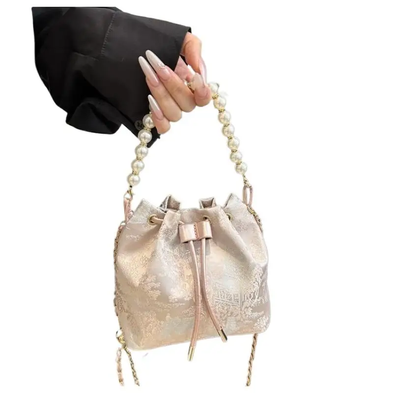 nova-bolsa-feminina-de-ombro-e-transversal-estilo-chines-com-bordado-fino-para-o-verao-2026-–-perfeita-para-o-dia-a-dia-e-festas-–-bolsa-de-mao-feminina-da-moda