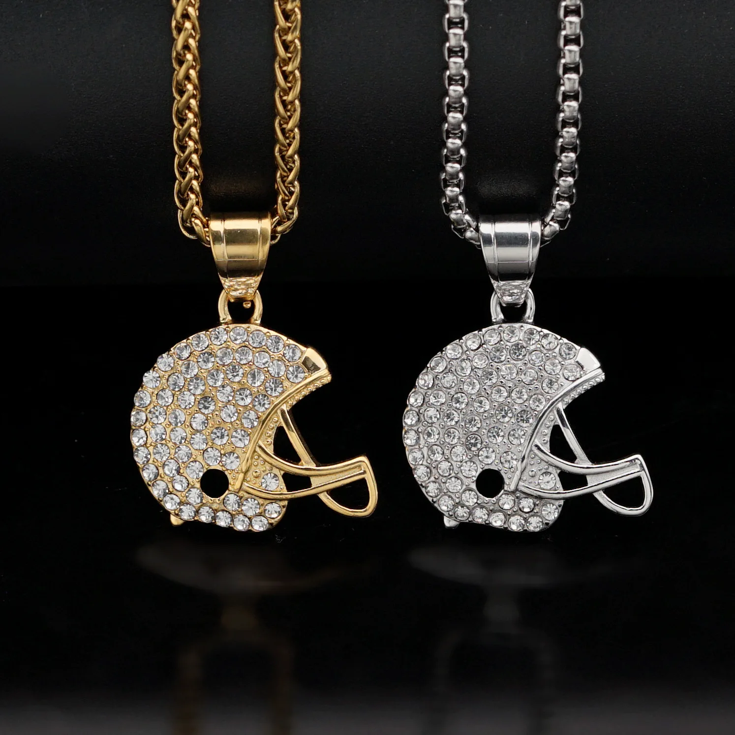 Hip Hop neue Gold Silber Farbe Rugby Helme Sport Anhänger 316l Edelstahl Männer Frauen Schmuck