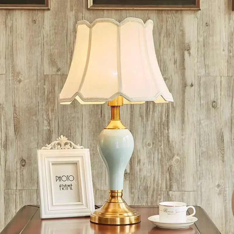 

American ceramic table lamp bedroom bedside lamp Nordic creative romantic warm living room home table lamp dimmable