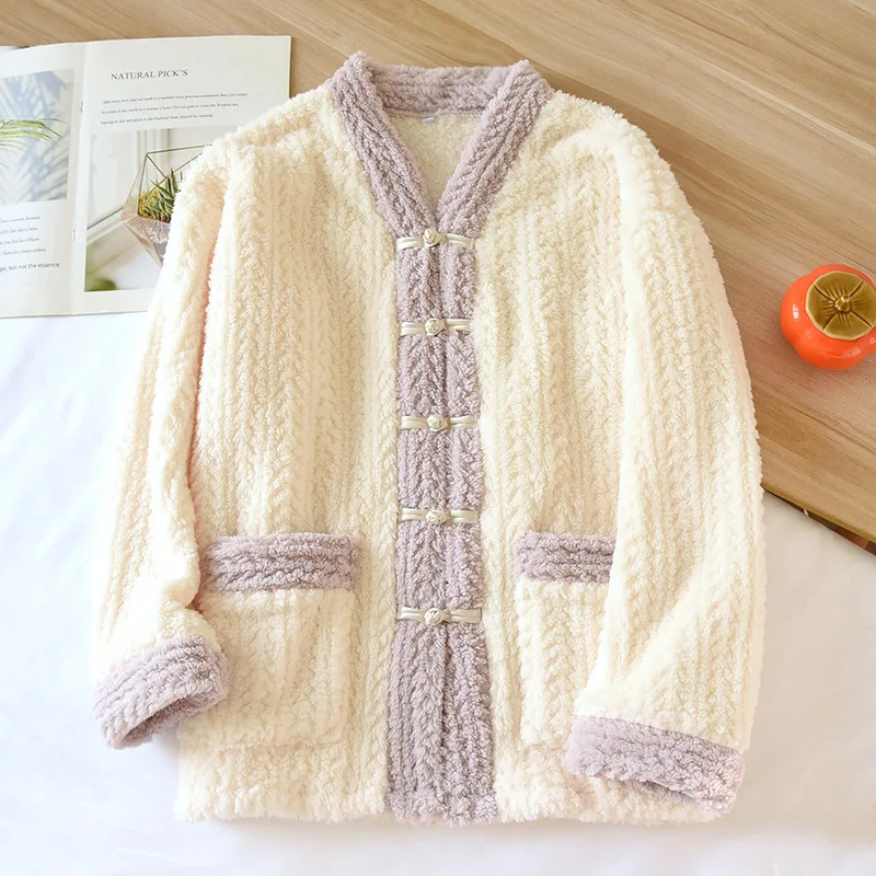 2024 New Autumn/Winter Women\'s Pajamas Flannel V-neck Thickened Warm Long sleeved Cardigan Loose Home Fury Single piece Top