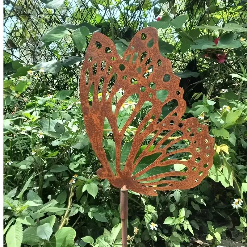 

81cm Rust Metal Butterfly Garden Stakes Outdoor Yard Art Decor with Natural Rust Finish Easy Assembly for Backyard Patio