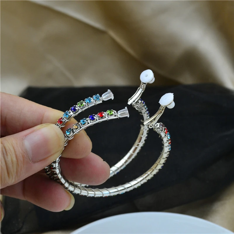 Ladies Earrings Big Circle Color Rhinestone Round Clip On Ear Without Piercing Fashion Jewelry Street Hoop Earrings for Women