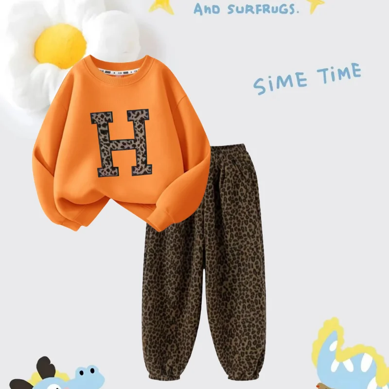 الخريف طفلة الملابس مجموعة الأطفال الأبجدية أزياء الكرتون طباعة أعلى و ليوبارد طباعة السراويل قطعتين دعوى بدلة على الموضة #5
