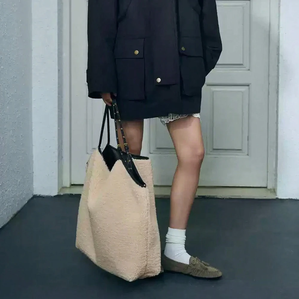 موضة امبسوول حمل المرأة حقيبة سعة كبيرة حقيبة كتف الفراء على الوجهين مصمم حقائب للنساء حقيبة يد أفخم المتسوق المحفظة