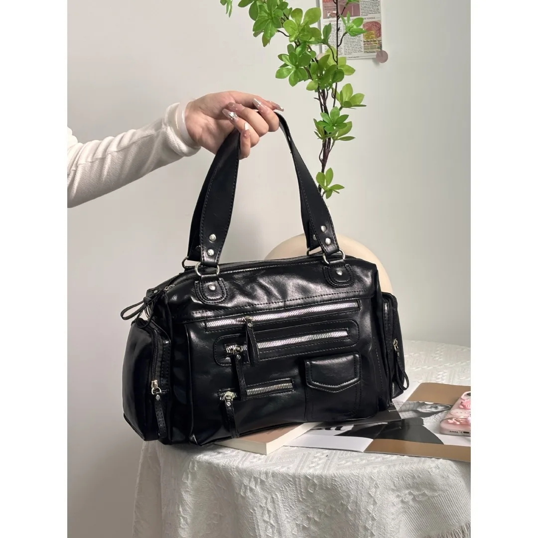 

Retro hot selling black niche design high-end shoulder bag fashion versatile commuting shoulder bag crossbody bag 2025