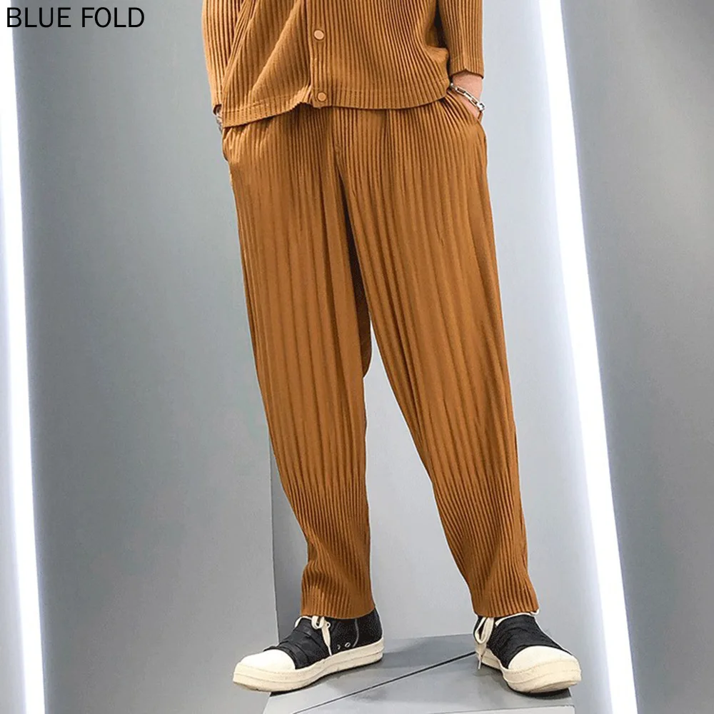 

MIYAKE-Folded Lantern Pants for Men, Loose Casual Pants, Small Feet, Large Size, Nine Split Pants, Men's Clothing