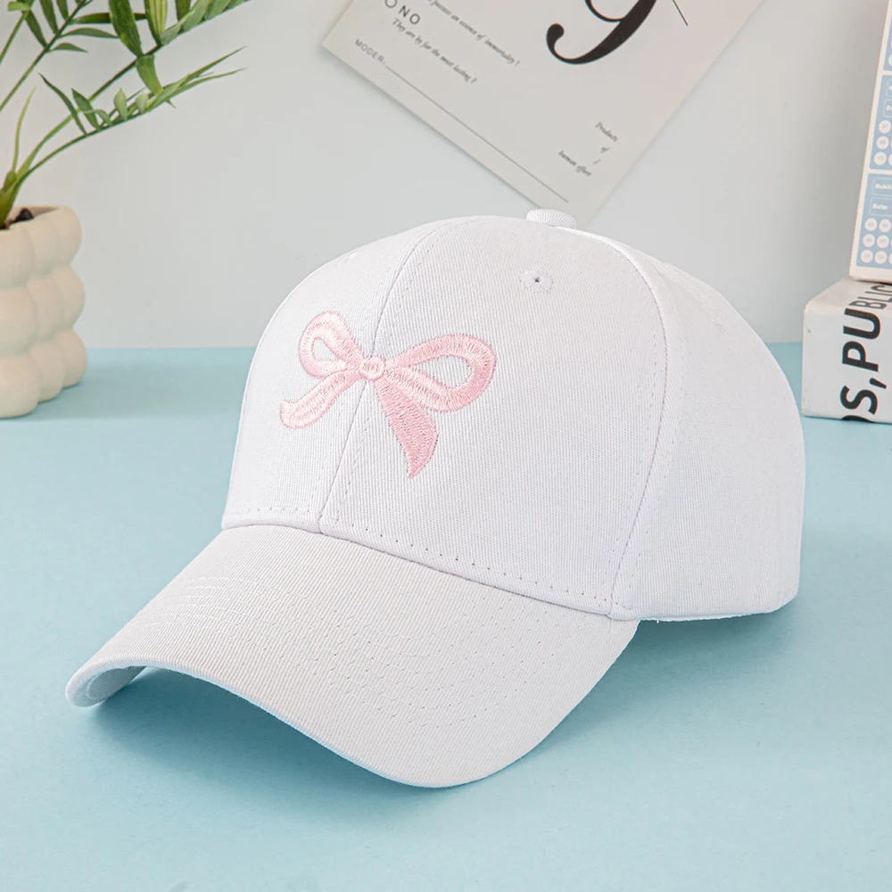 Modische Baseballkappe mit gesticktem Schleifenmuster, Sonnenschutz-Freizeit-Baseballkappe, neue trendige und hochwertige Mütze, geeignet für Damen. – Detail 4
