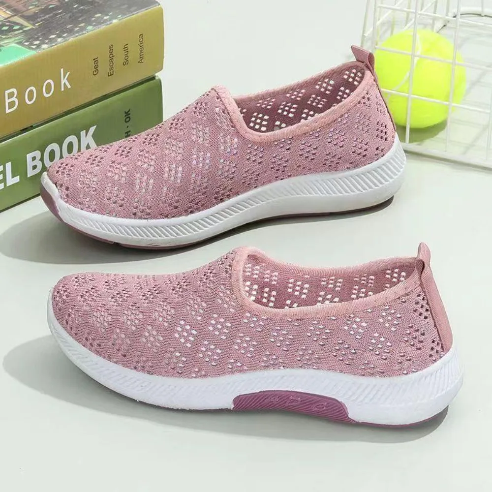 Breathable Women Slip‑On Sneakers Non‑slip Comfortable Mesh Walking Shoes Hollow Out Lightweight Casual Flat Shoes Outdoor