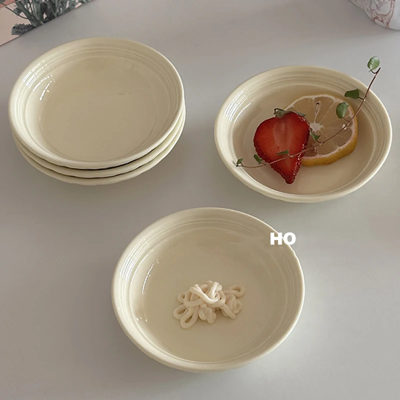 Plato de cerámica estilo Ins, exquisitos platos de inmersión de Color sólido, vajilla de tocador para ensalada de tomate para el hogar, plato de aceite versátil para cocina