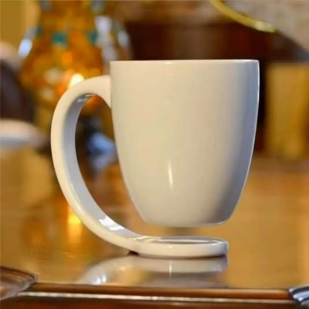 Kreative Hängende Keramikbecher, Große Kaffeetassen, Schlichte Hotel-Teetassen, Paar-Wassertassen mit Einzelgriff-Design
