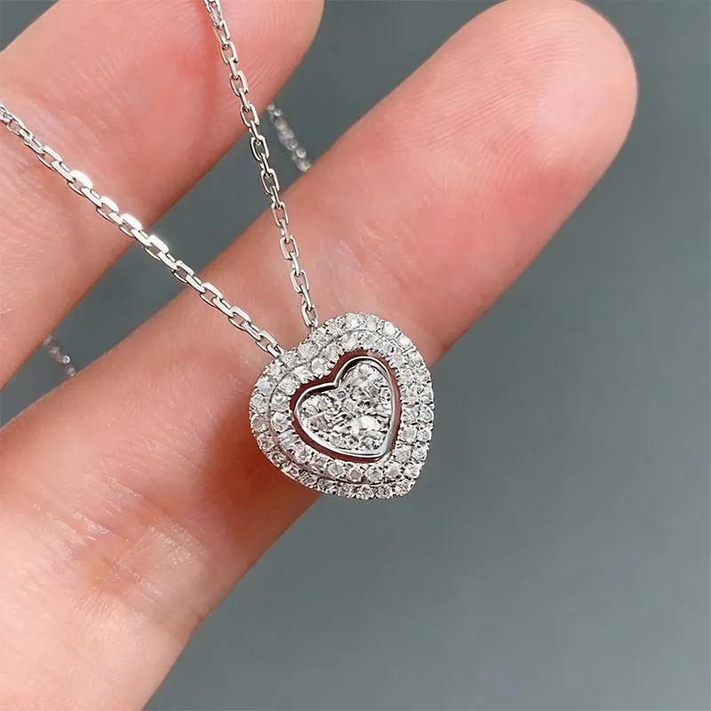 0.9CTW Round Cut DEF VS-VVS Lab Grown Diamond Heart Design Pendant Chain In Platinum 950 Anniversary Gift For Lady