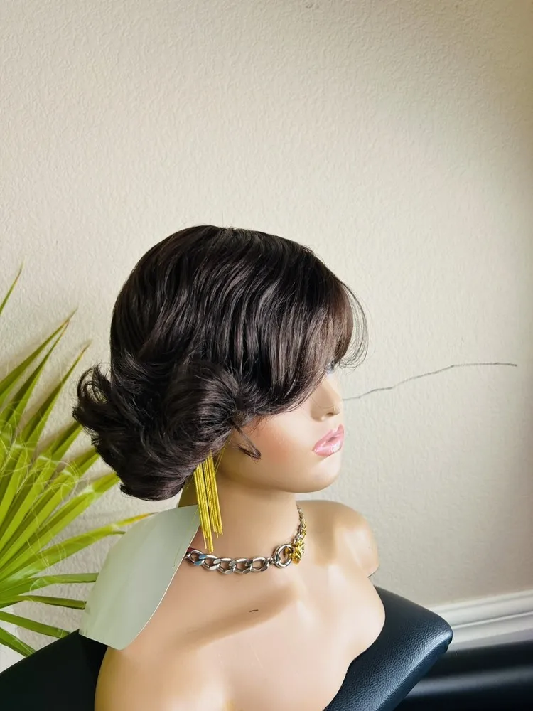 شعر مستعار بني جزء جانبي قصير عالي الجودة من الشعر الاصطناعي المقاوم للحرارة بشكل جيد