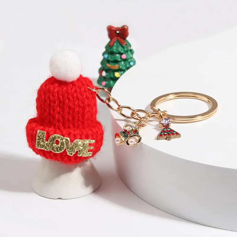 Cute Keychain 3 Colors Christmas Hat Tree Bell Key Ring Xmas Key Chains Friendship Gifts For Women Men DIY Handmade Jewelry