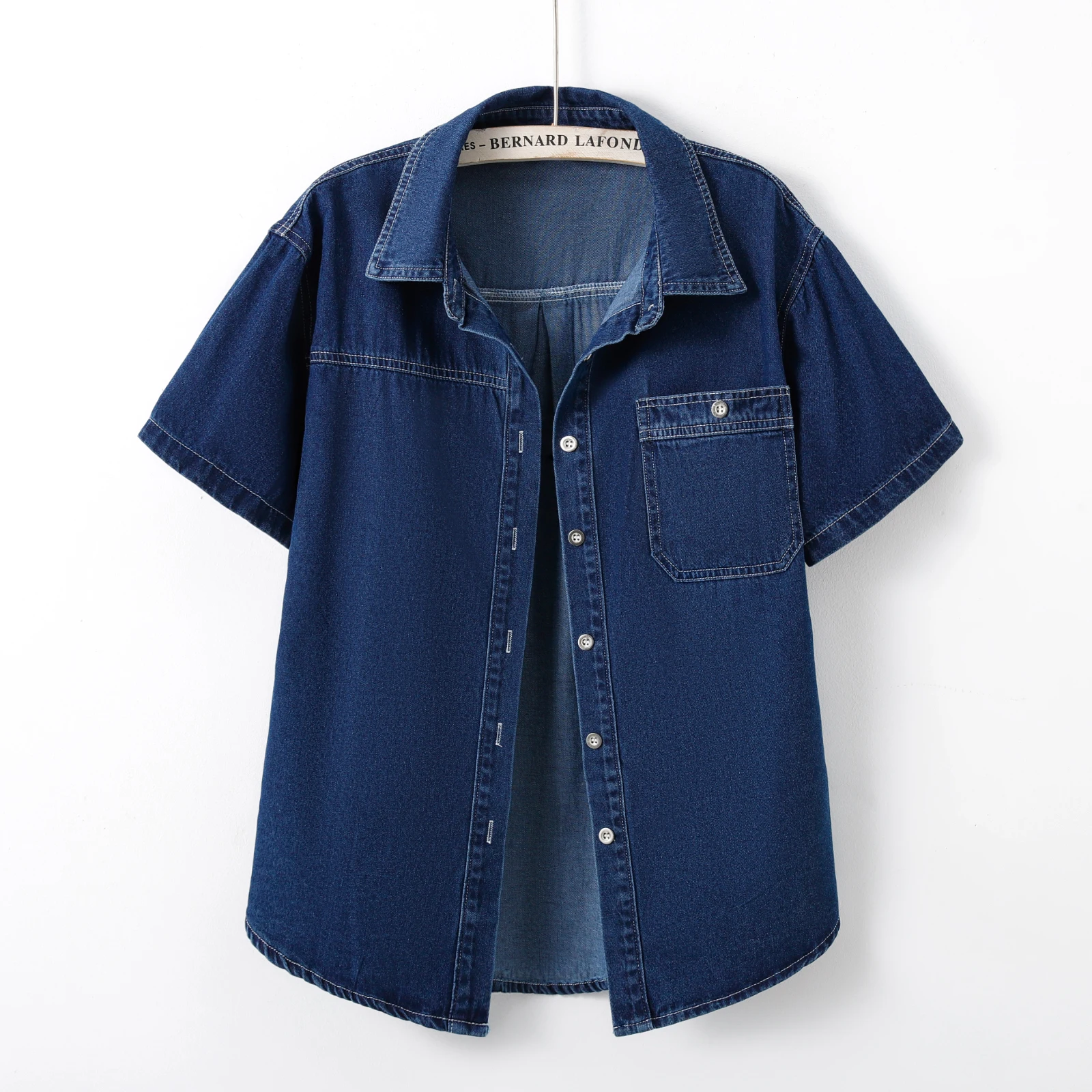 

Темно-синяя легкая женская джинсовая куртка-рубашка, новинка 2025 года, однобортные стильные многослойные джинсовые рубашки с короткими рукавами, топы