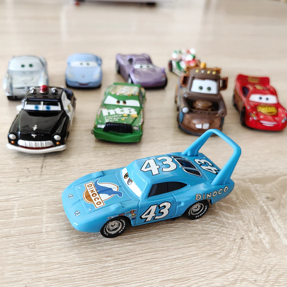 

Disney Pixar Cars3 Cars 2 McQueen Mater Huston Jackson Storm Ramirez 1:55 Diecast Metal Alloy Boy Car Toy exquisit Birthday Gift