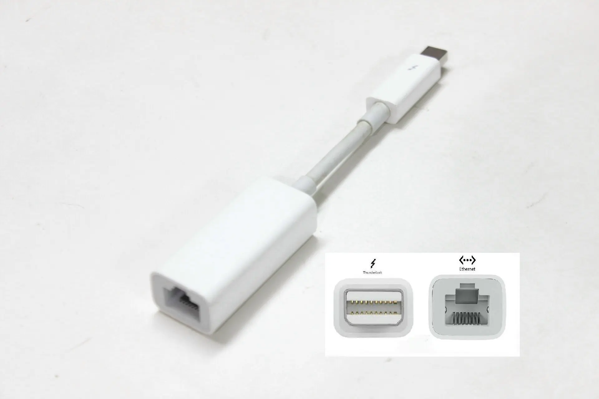 USED Thunderbolt 2 to Gigabit Ethernet Adapter For Mac Computers Equipped With Thunderbolt Port