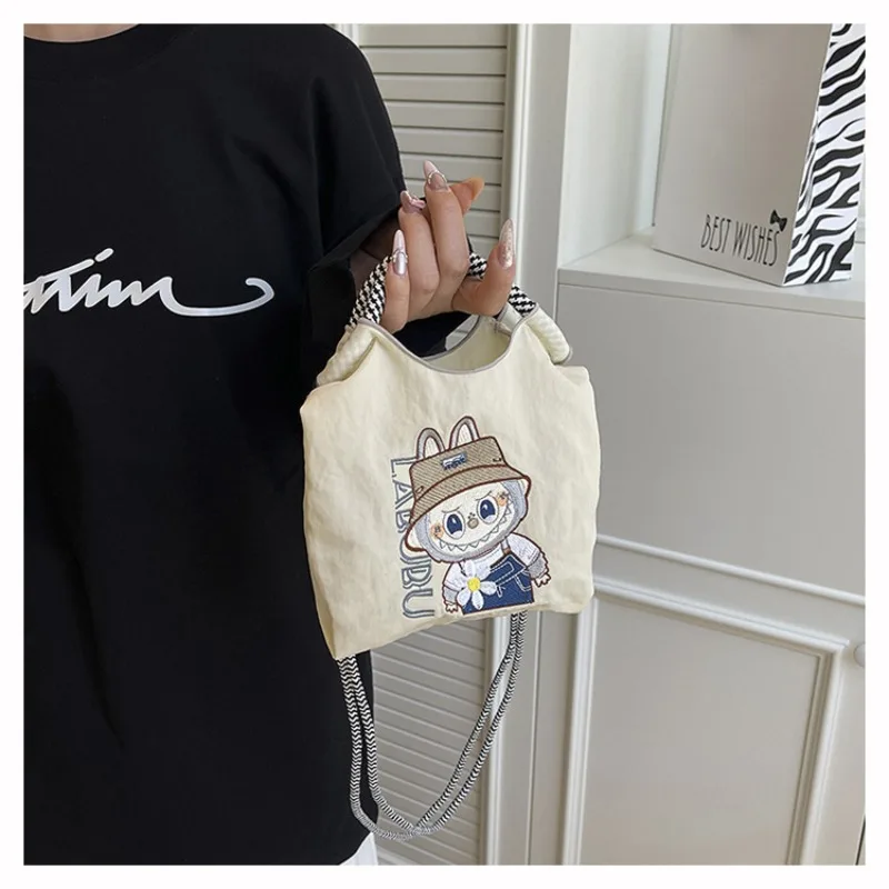 حقيبة كروس نسائية عصرية متعددة الوظائف ومطرزة من النايلون المقاوم للماء، حقيبة أطفال بكتف واحد