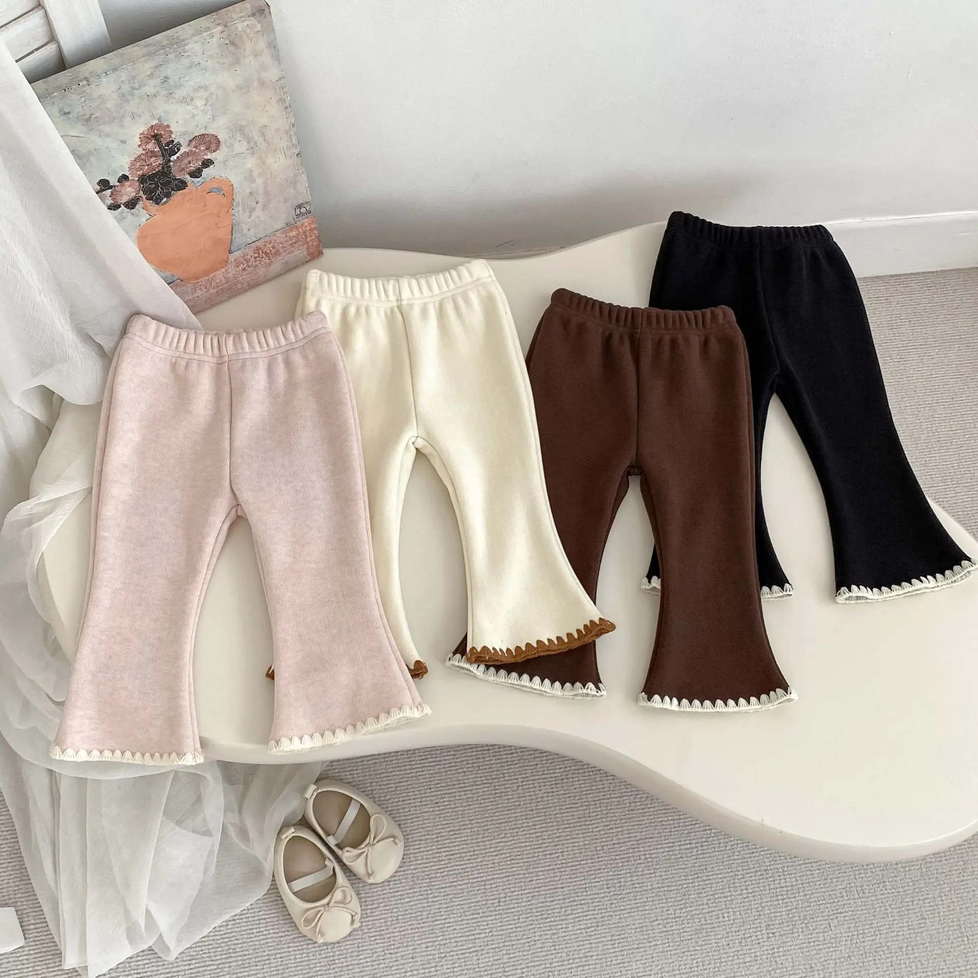 

2025 Winter New Children Fleece Trousers Solid Girls Lace Flared Pants Baby Warm Pants Plus Velvet Thick Kids Boys Casual Pants