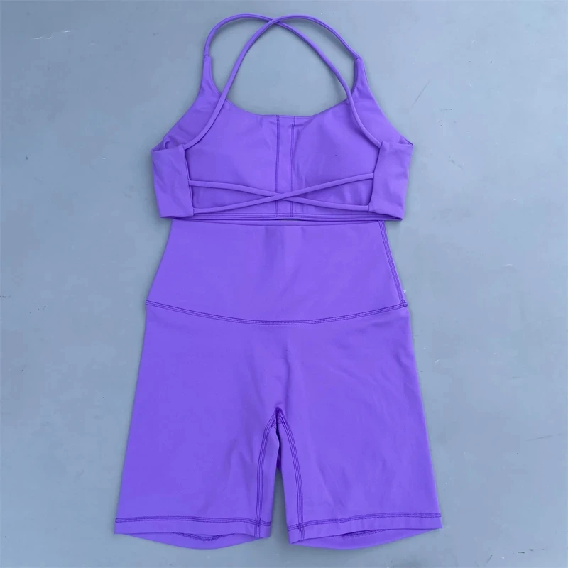 طقم يوغا رياضي بلون واحد للنساء ، سروال ضيق قصير ، حمالة صدر رياضية متقاطعة الظهر ، بدلة رياضية للصالة الرياضية ، تدريب شامل ، ركض ، بدلة رياضية