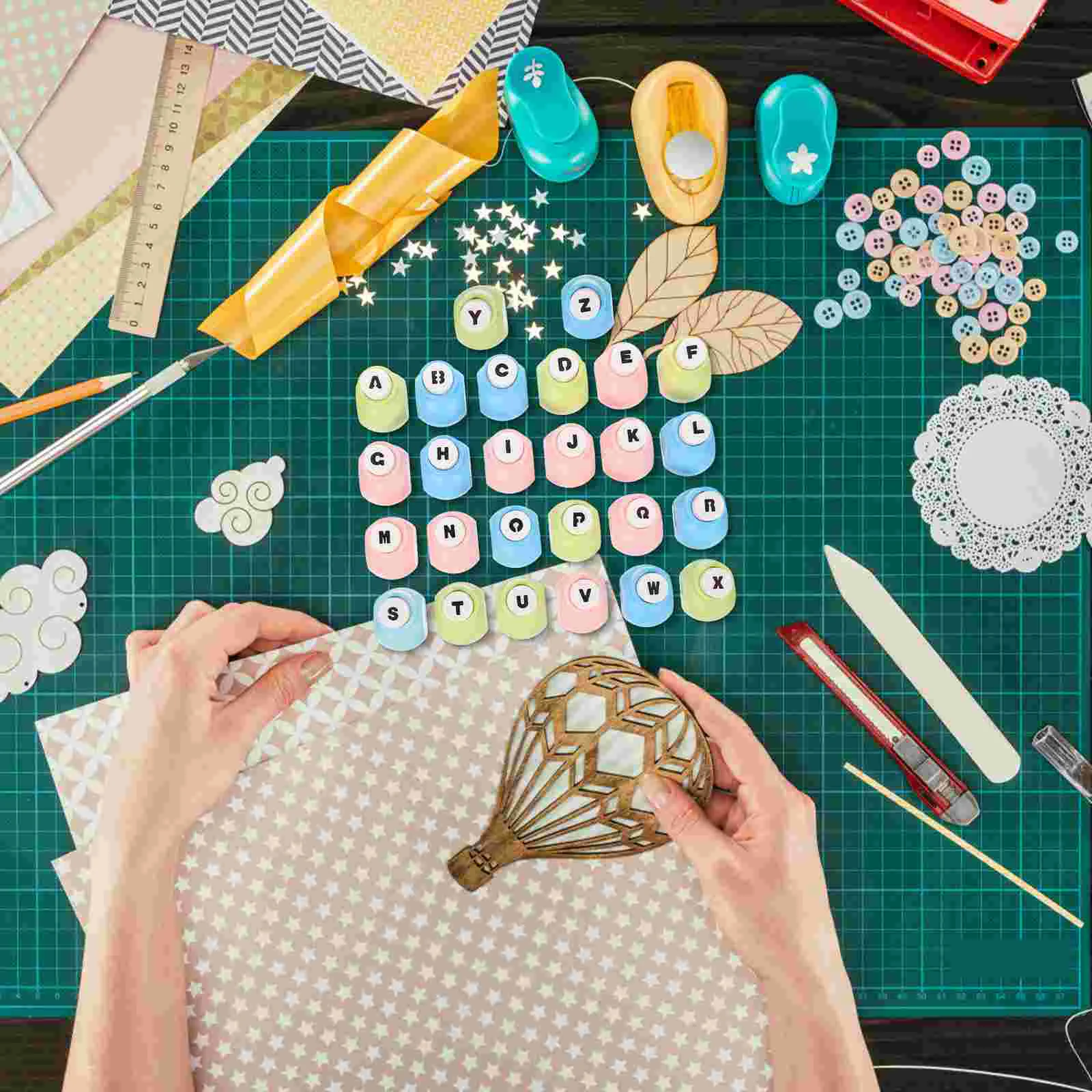 Рисунок 4 - Машина для тиснения писем Дырокол