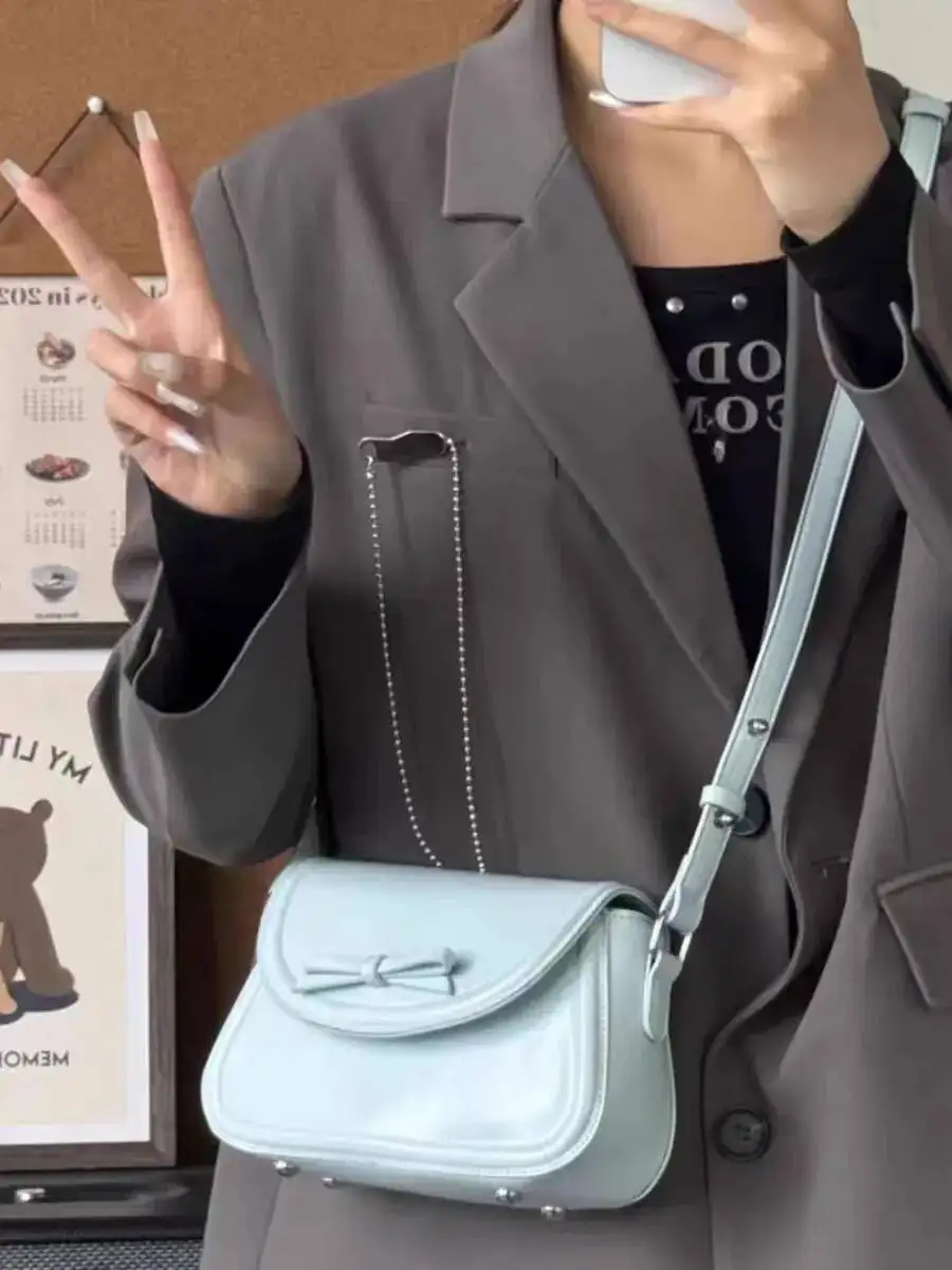 بلوم خمر القوس الأحمر حقيبة يد المرأة تنوعا جلدية شيك تحت الإبط حقائب كتف Y2k السيدات مربع حقيبة ساعي 2025 جديد